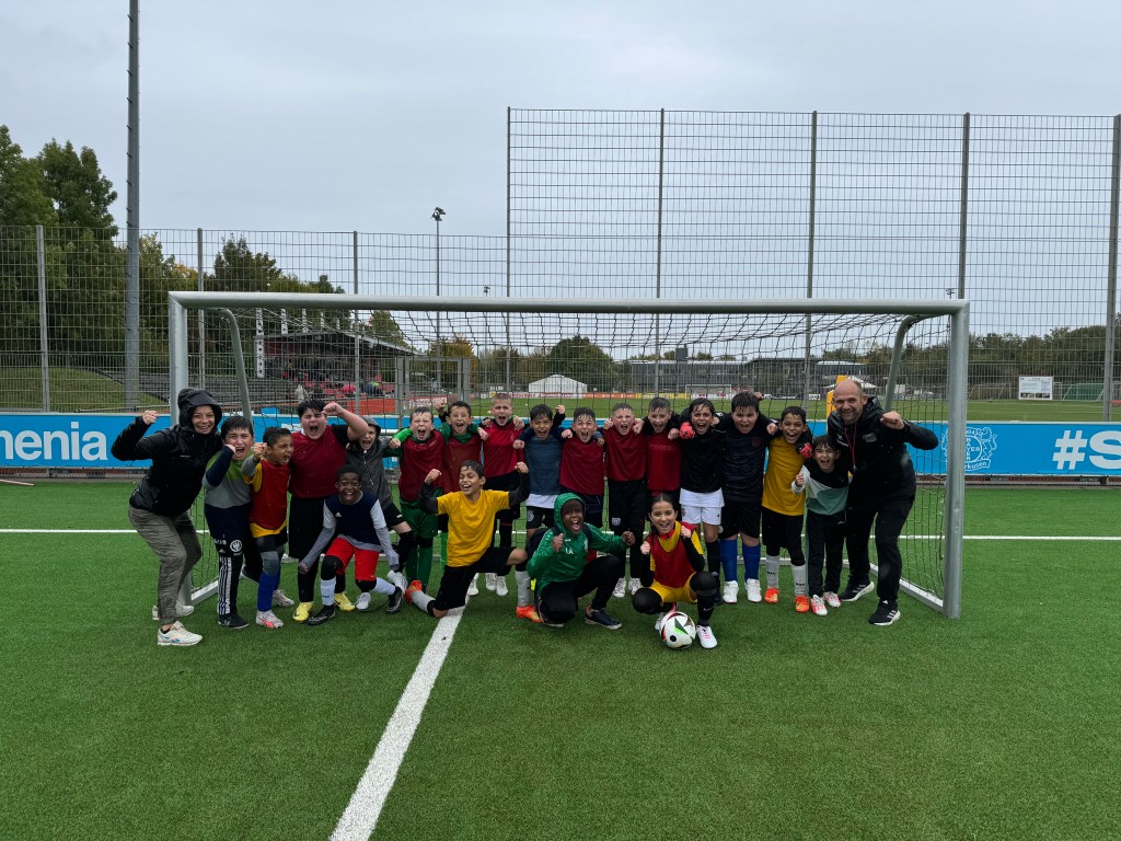 1. Platz bei den Fußball-Grundschulmeisterschaften